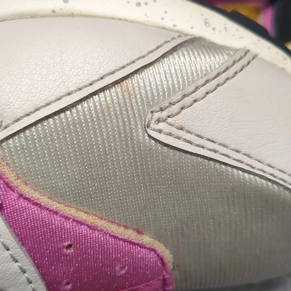 Nike Air Huarache Grey yellow pink 3Y